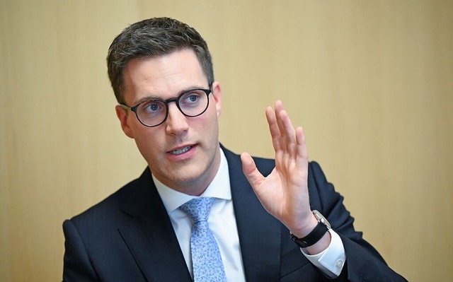 Baden-Wrttembergs CDU-Chef Hagel ford...er Diskussionen um die Schuldenbremse.  | Foto: Bernd Weibrod (dpa)