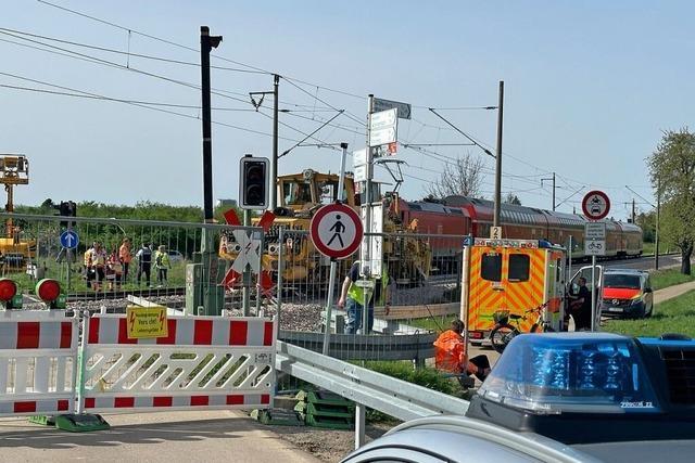 Tdlicher Unfall an gesperrtem Bahnbergang zwischen Offenburg und Ortenberg