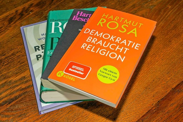 Hartmut Rosas  Werk &#8222;Demokratie ...ion&#8220;  avancierte zum Bestseller.  | Foto: Wilfried Dieckmann