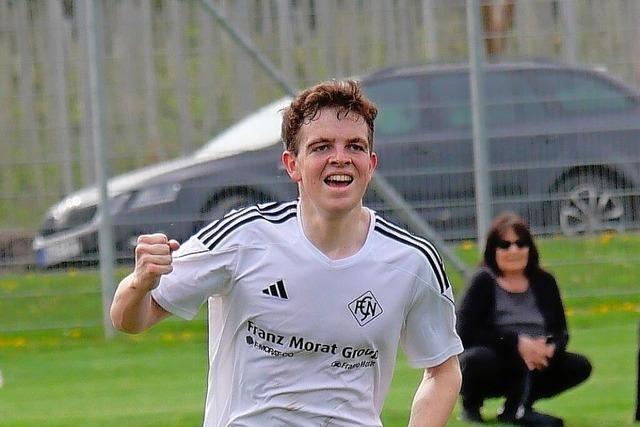 Steffen Rohrer gelingt ein Dreierpack beim Auswrtssieg des FC Neustadt