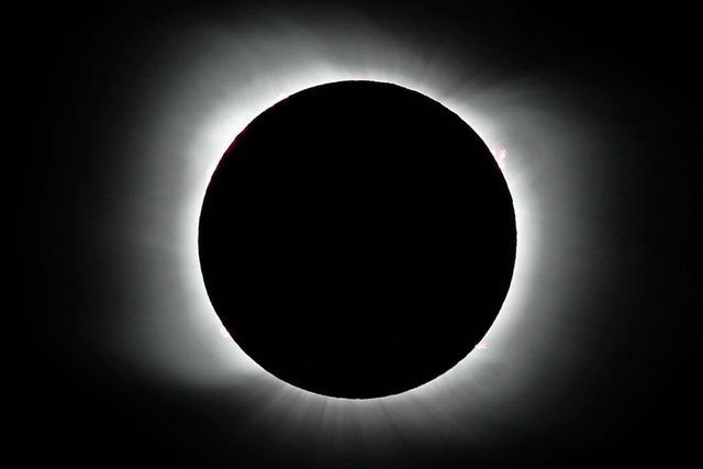 Rekord-Sonnenfinsternis steht bevor: Amerikas Himmel verdunkelt sich
