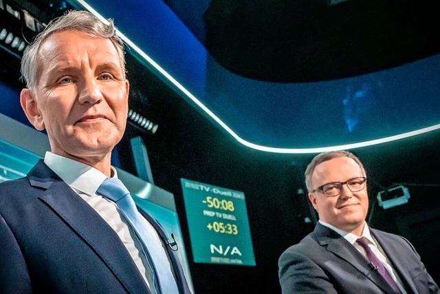 Bjrn Hcke  und Mario Voigt beim TV-Duell bei Welt TV.  | Foto: Michael Kappeler (dpa)