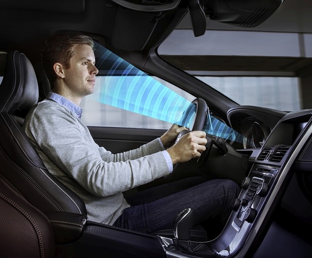 Moderne Autos sagen Bescheid, wenn der Fahrer mde wird und eine Pause braucht.  | Foto: Volvo