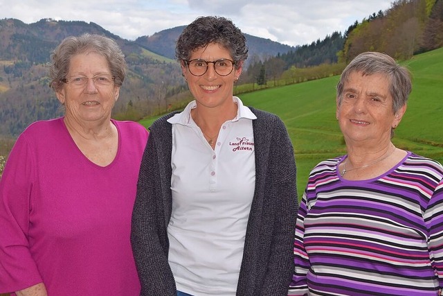 Die Landfrauen Inge Lais, Manuela Pfefferle und Helga Walliser (von links)  | Foto: Ulrike Jger