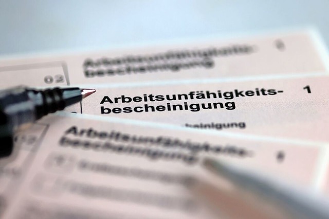 Aus der Statistik der AOK  Baden-Wrtt...and von 5,6 Prozent recht gut dasteht.  | Foto: Jens Bttner (dpa)