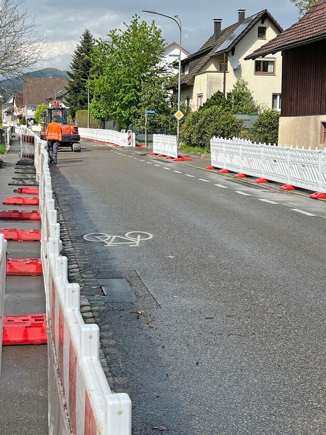 Die Ortsdurchfahrt von Langenau ist zurzeit fr Bauarbeiten gesperrt.  | Foto: Monika Weber