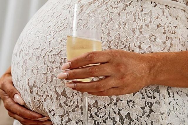 Alkoholkonsum in der Schwangerschaft kann lebenslange Folgen haben fr das Kind