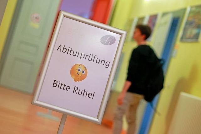 Das schriftliche Abitur an den allgemeinbildenden Gymnasien im Landkreis Lrrach startet