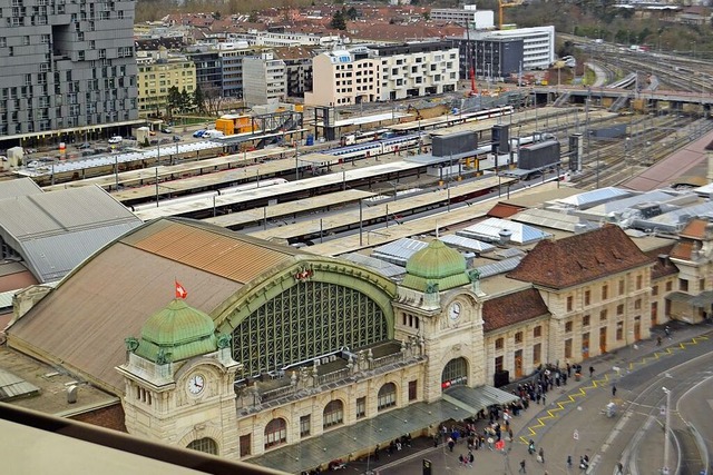 Der Bahnhof Basel SBB  | Foto: Savera Kang