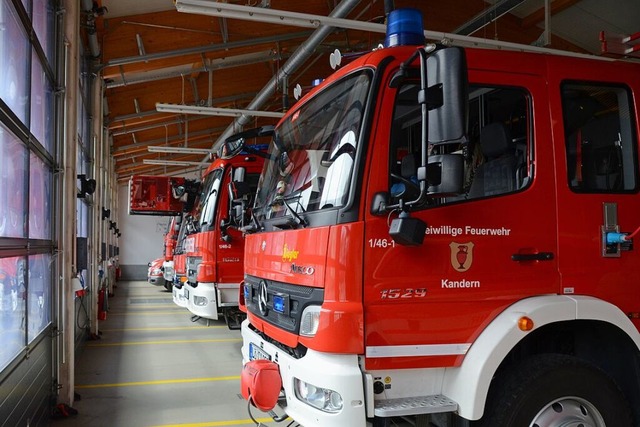 Blick in die Fahrzeughalle des Gertehauses der  Feuerwehr Kandern  | Foto: Moritz Lehmann