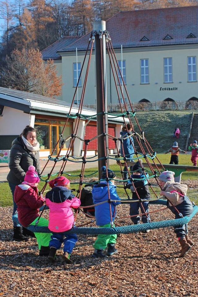 Spiel und Spa im Kindergarten- doch w...arten Maximus steht vor einem Problem.  | Foto: Christa Maier