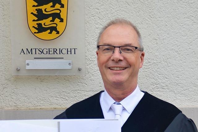 Der Schopfheimer Amtsrichter Stefan Gtz hat Humor und Standvermgen
