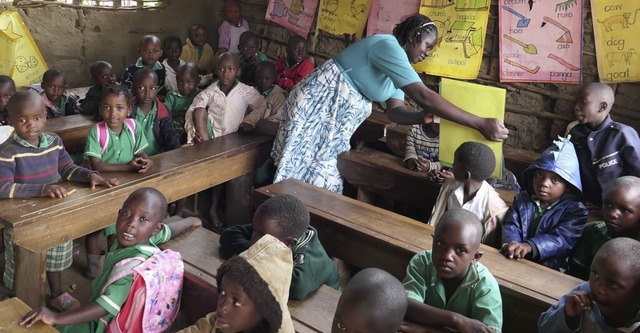Mehr als 300 Kinder besuchen die Vor- und Grundschule im Dorf Bukobe in Uganda.  | Foto: Christina Binder