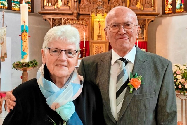 60 Jahre verheiratet: Das Fest der dia... feierten Mathilde und Gerhard Rieder.  | Foto: Werner Schnabl
