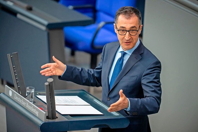 Erteilte Bernau eine Absage: Bundeslandwirtschaftsminister Cem zdemir  | Foto: Michael Kappeler (dpa)