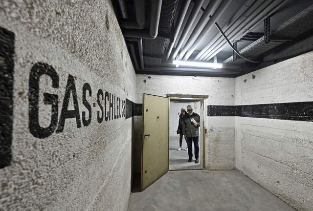 Diese Gasschleuse im Luftschutzkeller ...che im neuen NS-Dokumentationszentrum.  | Foto: Michael Bamberger