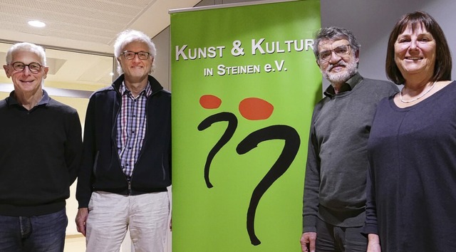 Die Macher von Kunst und Kultur Steine...r, Hans-Gnter Wenk und Christel Mohr   | Foto: Martina David-Wenk