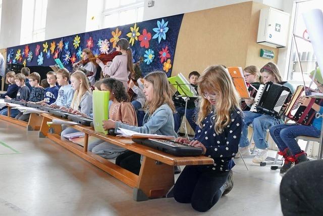 Neue Rektorin der Hansjakobschule Titisee-Neustadt wird musikalisch begrt