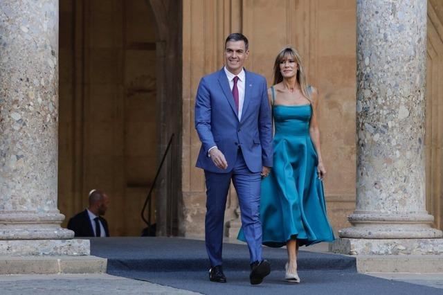 Trotz First-Lady-Affre: Snchez bleibt in Spanien Regierungschef
