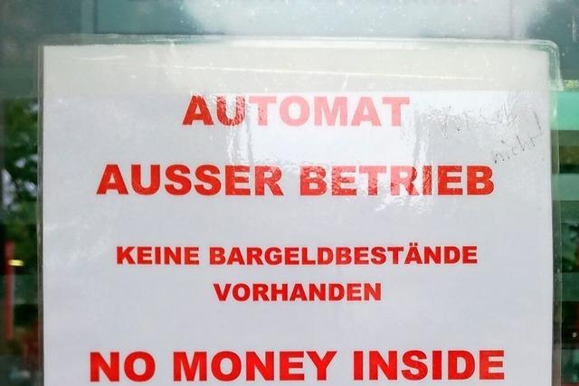 Banken in der Region treffen Sicherheitsvorkehrungen fr ihre Geldautomaten