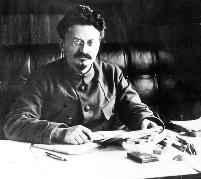 Leo Trotzki (Fotografie aus den 1920er...nsatz zu seinem Erzfeind Josef Stalin.  | Foto: Imago
