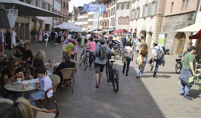 Hochbetrieb beim Frhlingserwachen im Schweizer Rheinfelden  | Foto: Rolf Reimann