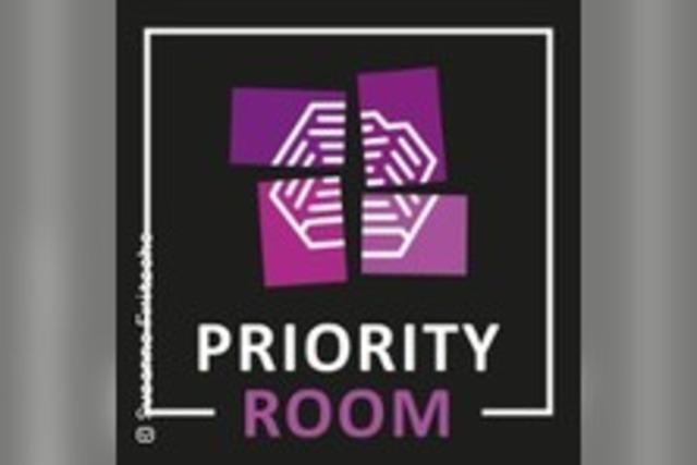 PriorityRoom: Fhlen Sie sich VIP! - Lisa Eckhart - Kaiserin Stasi die Erste