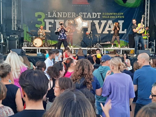 Das 3-Lnder-Stadt-Festival kommt wied...t Gruppen auf der Hauptbhne zu hren.  | Foto: Hannes Lauber