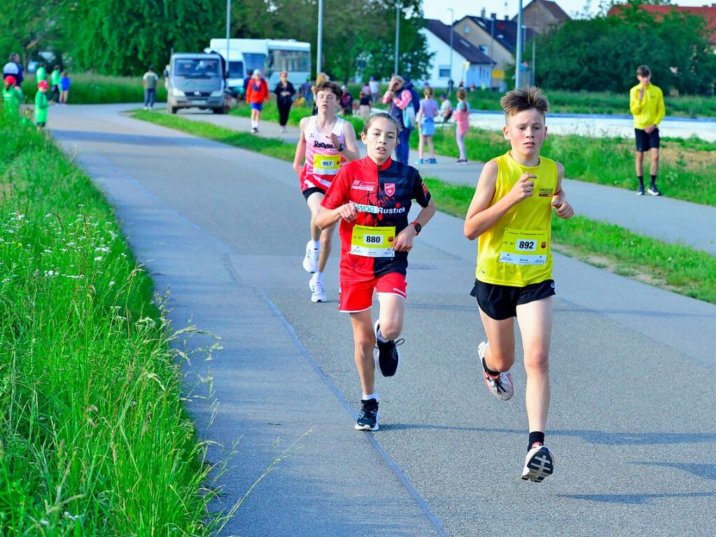 Ein buntes, frhliches Sportfest fr junge und jung gebliebene Luferinnen und Lufer war einmal mehr der Feierabendlauf in Buggingen.