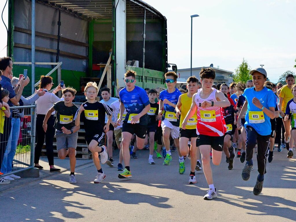 Ein buntes, frhliches Sportfest fr junge und jung gebliebene Luferinnen und Lufer war einmal mehr der Feierabendlauf in Buggingen.