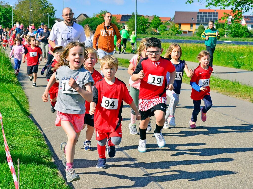 Ein buntes, frhliches Sportfest fr junge und jung gebliebene Luferinnen und Lufer war einmal mehr der Feierabendlauf in Buggingen.