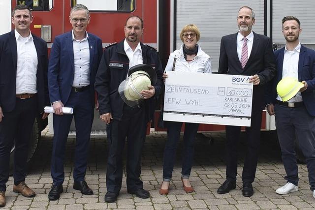 10.000 Euro Spende fr die Wyhler Feuerwehr