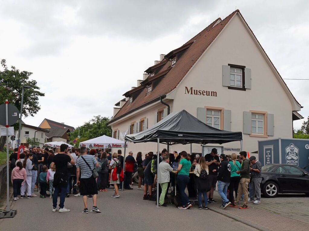 Auf Schusterst Rappen durch das Markgrfler Hgelland. Zwischendurch gab’s mehr als reichlich Gelegenheit zur Einkehr.