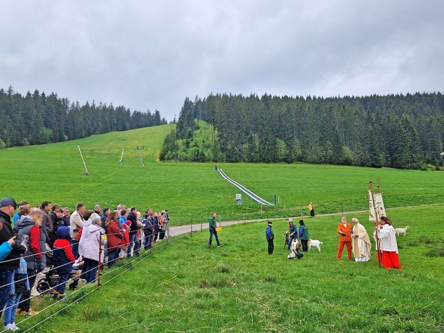 Zahlreiche Besucher verfolgten die Gei... am Schwarzenbachlift in Altglashtten  | Foto: Tina Httich