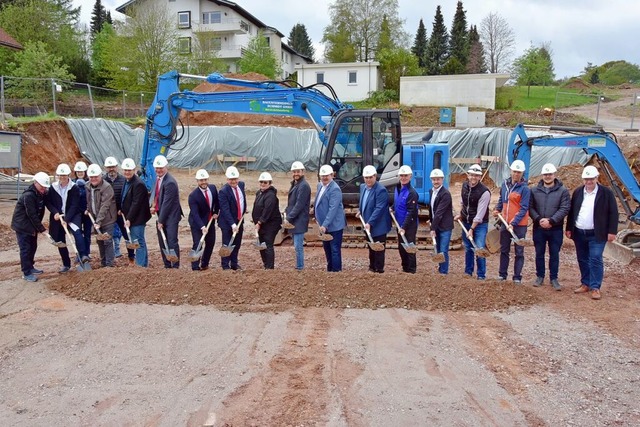 Spatenstich fr ein wichtiges Infrastr...Winter 2025  bergeben werden knnen.   | Foto: Stefan Pichler