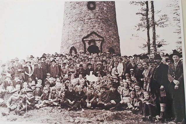 Ein Bild von der Wiedereinweihungsfeier am 11. Mai 1924.  | Foto: Stadtarchiv Schopfheim