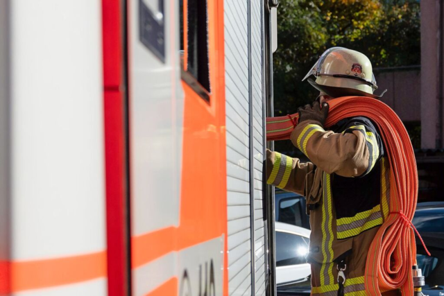 Brand in Hochhaus fhrt zu Groeinsatz in Emmendingen - vier Menschen leicht verletzt