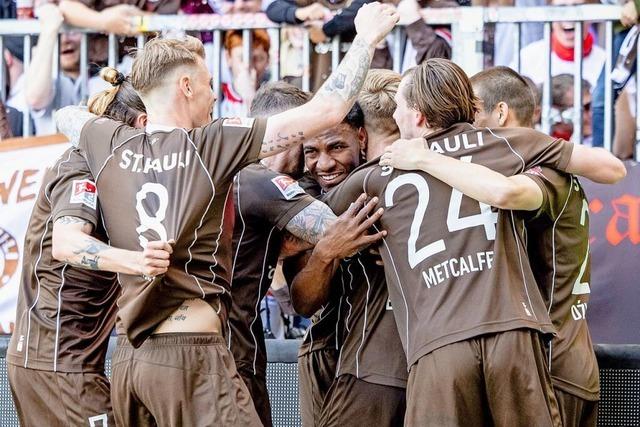 Rckkehr nach 13 Jahren: FC St. Pauli steigt in die Bundesliga auf