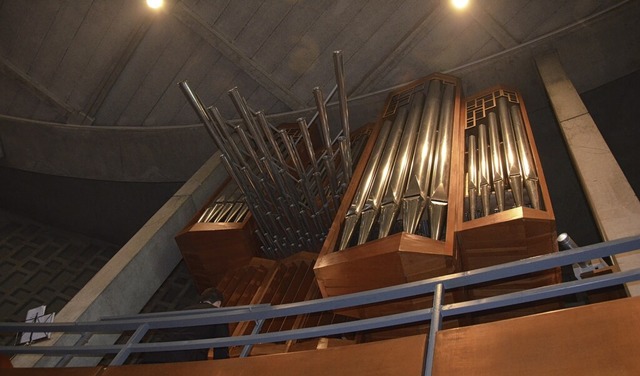 Die Orgel der Kirche St. Peter in Lrrach, die nun nach Friedlingen umzieht.  | Foto: Nikolaus Trenz