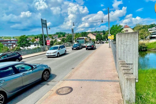 Die Tumringer Wiesebrcke wird fr zwei Wochen gesperrt.  | Foto: Barbara Ruda