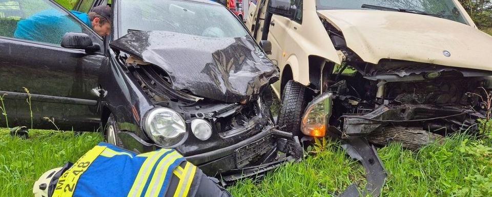 Sechs Menschen bei Unfall auf B500 bei Breitnau verletzt