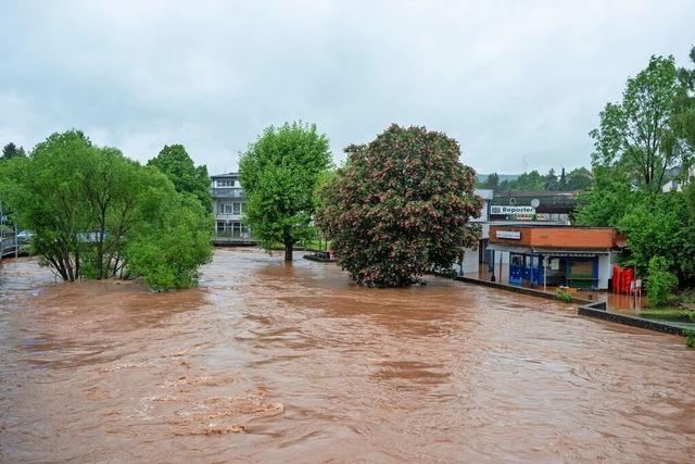 Starkregen fhrt zu berflutungen und Evakuierungen im Saarland