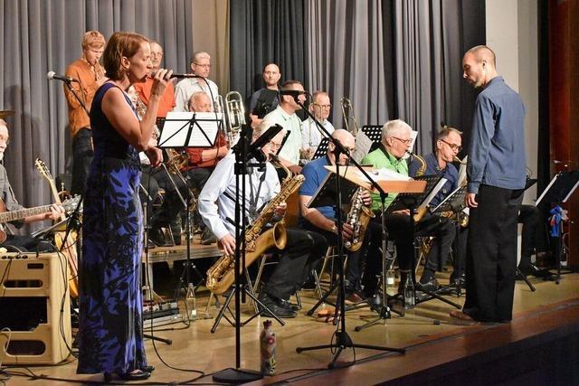 Spielfreudige Bigbands lsen in Grenzach-Wyhlen Begeisterung aus