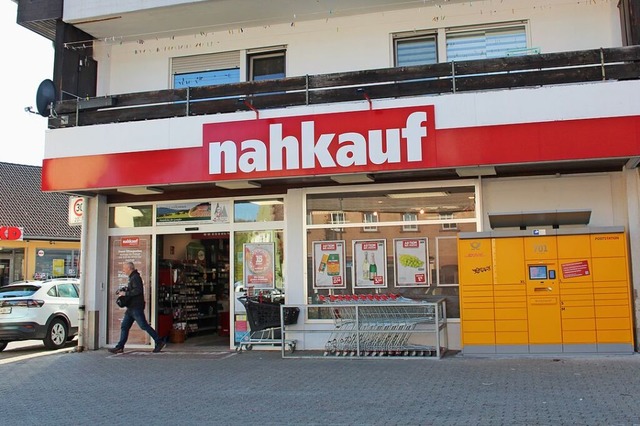 Die Nahversorgung in der Lffinger Inn... &#8222;Nahkauf&#8220; Mitte Juli auf.  | Foto: Christa Maier