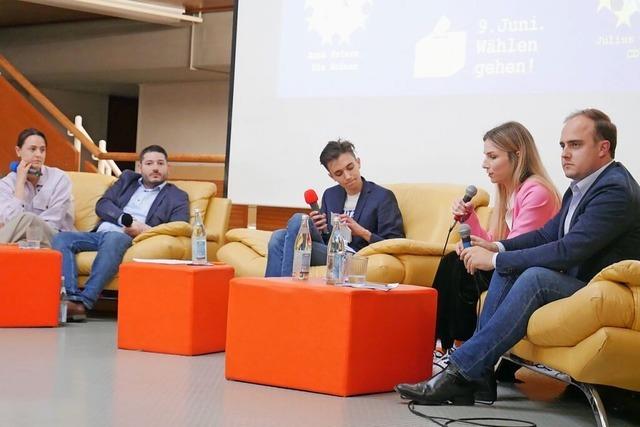 Kein Gebrll, dafr przise Antworten bei Podiumsdiskussion im Scheffelgymnasium