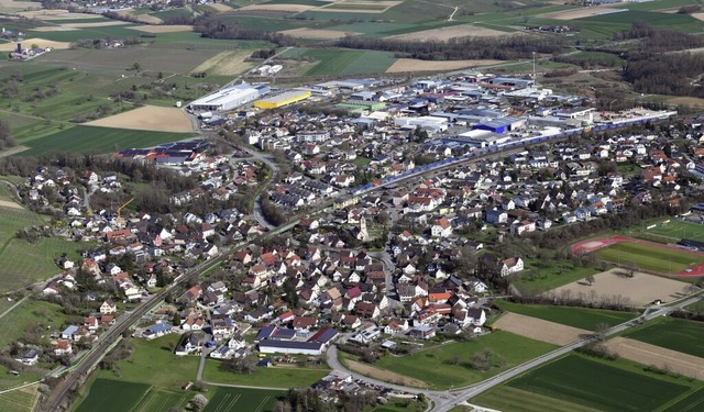 Im Ortsteil Efringen soll der Bebauung...lungsrand um ein Grundstck erweitern.  | Foto: Erich Meyer