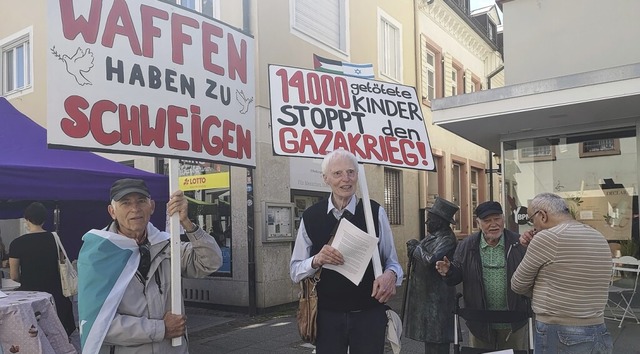 Peter Michael Kuhn und Achim Fliedner ...ierten am Samstag in der Steinstrae.   | Foto: Ralf Burgmaier