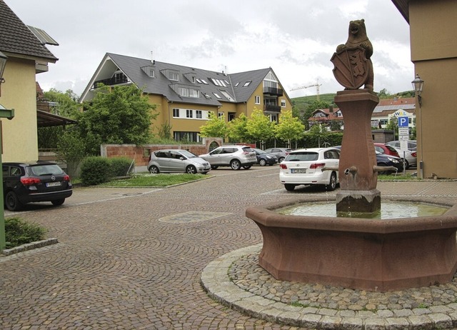Beim Rathausplatz wird die Gemeinde B...azu wird eine Ladesule eingerichtet.   | Foto: Horst David