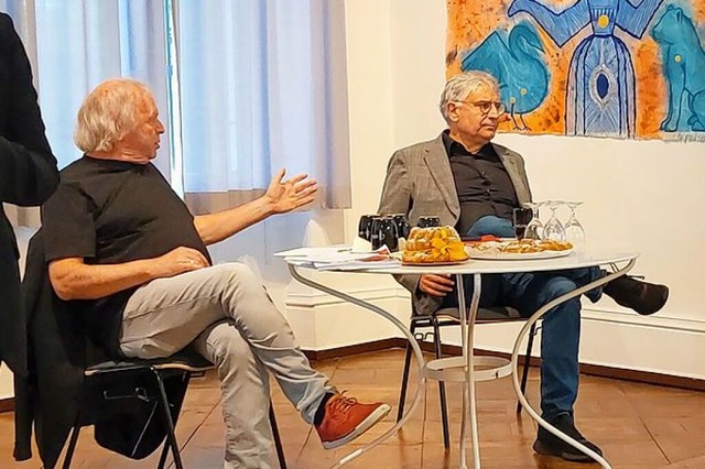 Kulturgesprch in der Villa Jamm mit M...(links) und Staatssekretr Arne Braun.  | Foto: Uwe Schwerer