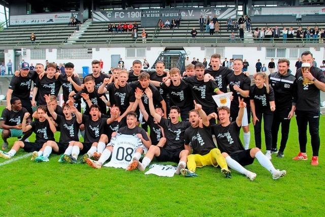5:0 gegen Stadelhofen: Der FC 08 Villingen II feiert die Meisterschaft